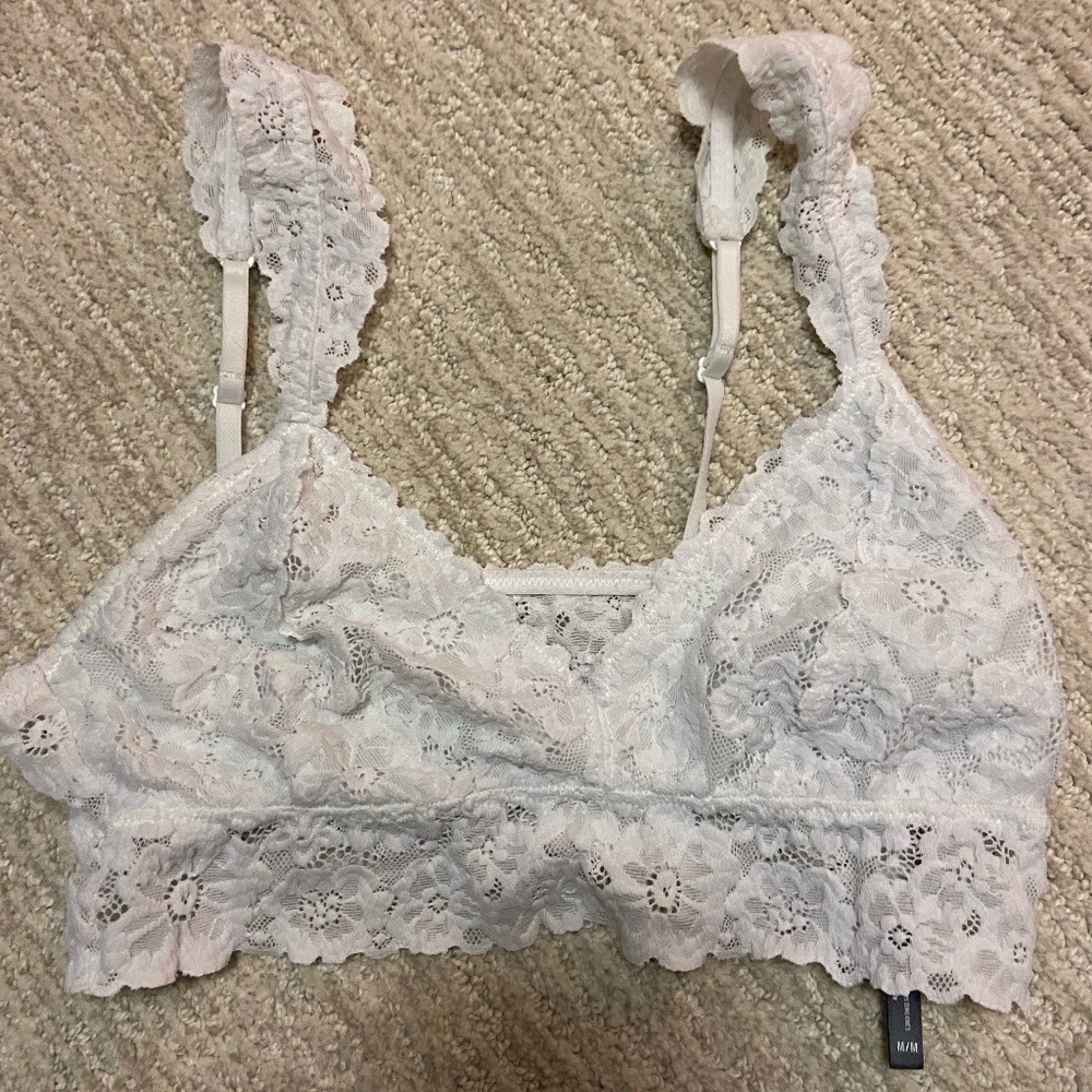 white lace bra